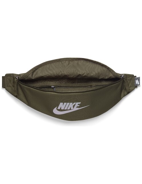 Cangurera Nike en Liverpool