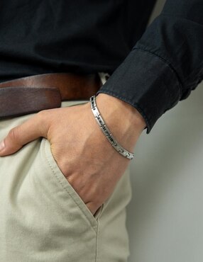 Pulsera Boscaini con acabado pulido