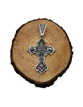 Dije de cruz Vadalú Plata prehispánico de plata P 925