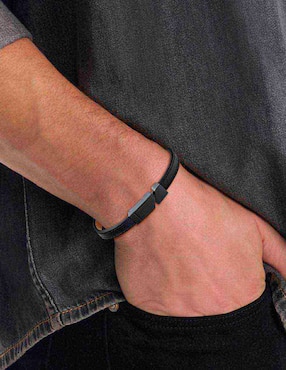 Brazalete Calvin Klein Electric con acabado brillante