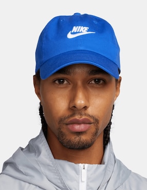 Gorra visera curva broche casual Nike Club Cap U Cb Fut Wsh adulto