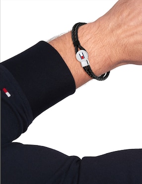Brazalete Tommy Hilfiger de piel Bruce leather con acabado mate