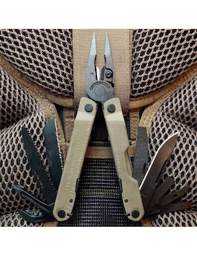 Navaja Leatherman Rebar