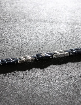 Pulsera Maserati de acero Inoxidable con acabado brillante