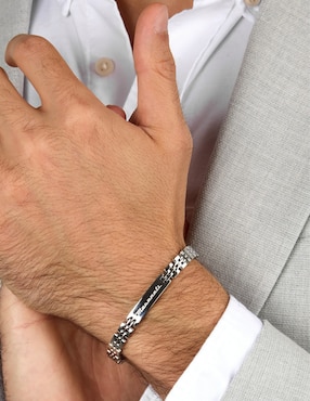 Pulsera Maserati Iconic con acabado brillante