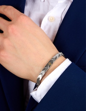 Pulsera maserati Iconic con acabado brillante