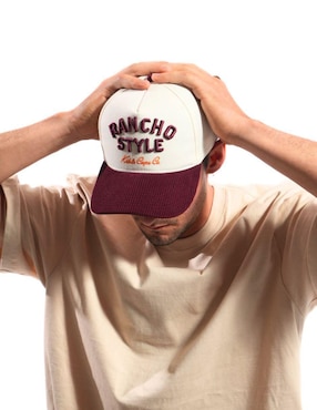 Gorra visera curva broche casual Kiblo Caps Co western malbec unisex