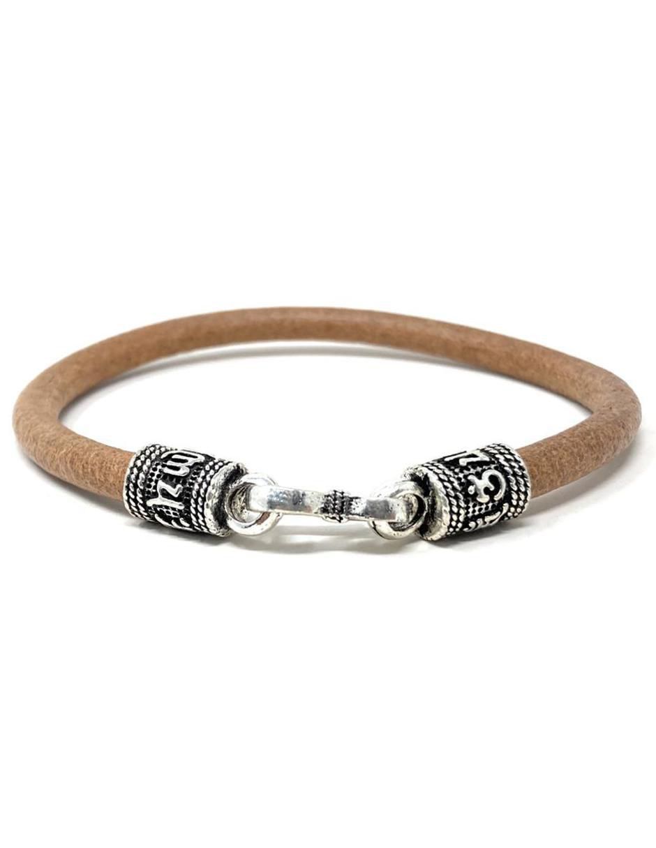 Pulsera Sarosa de latón con acabado lustre