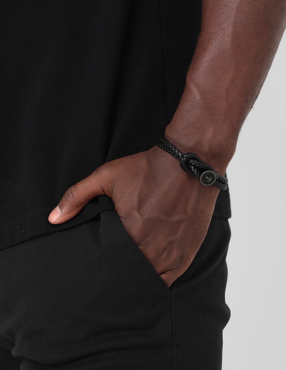 Pulsera con acabado mate 4