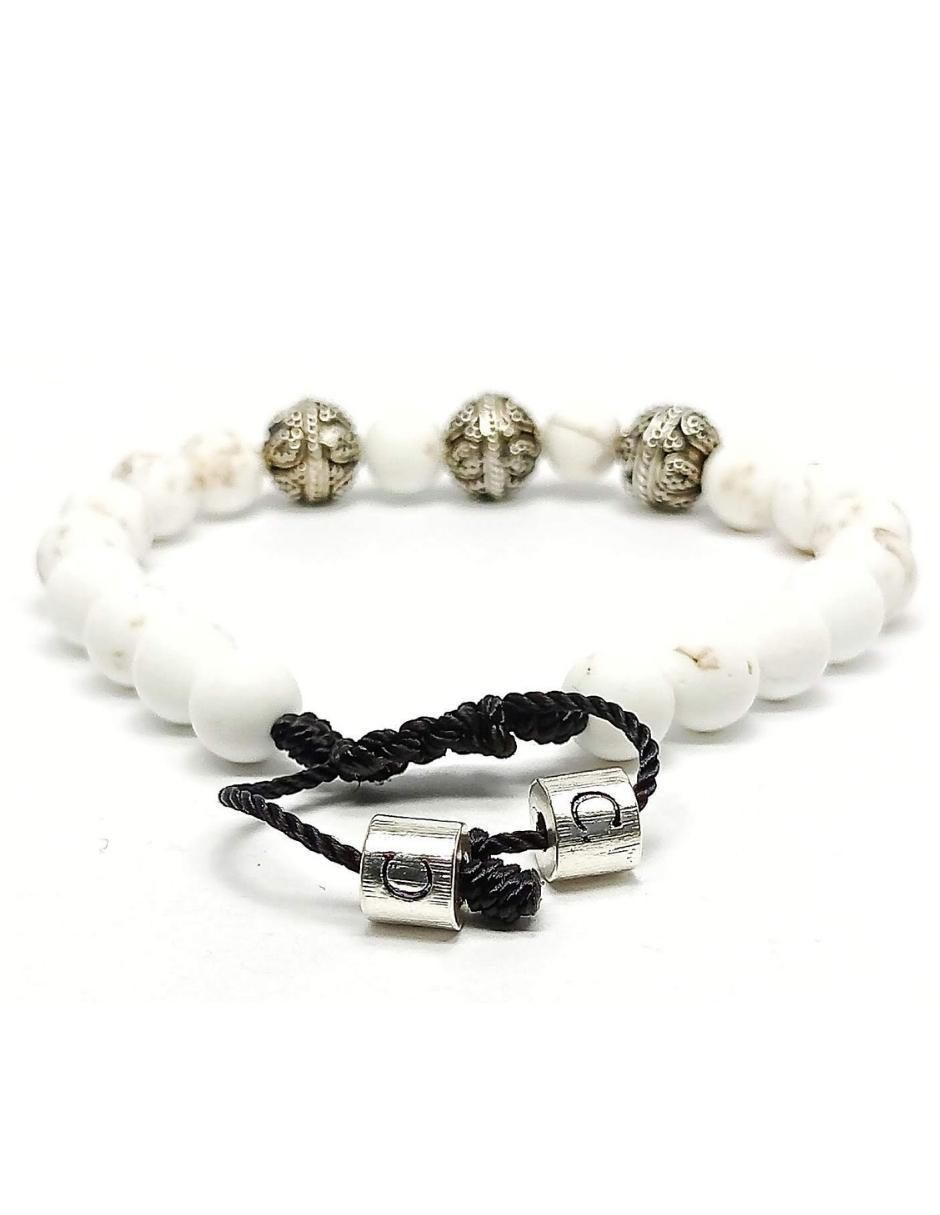 Pulsera de plata con acabado metálico 4