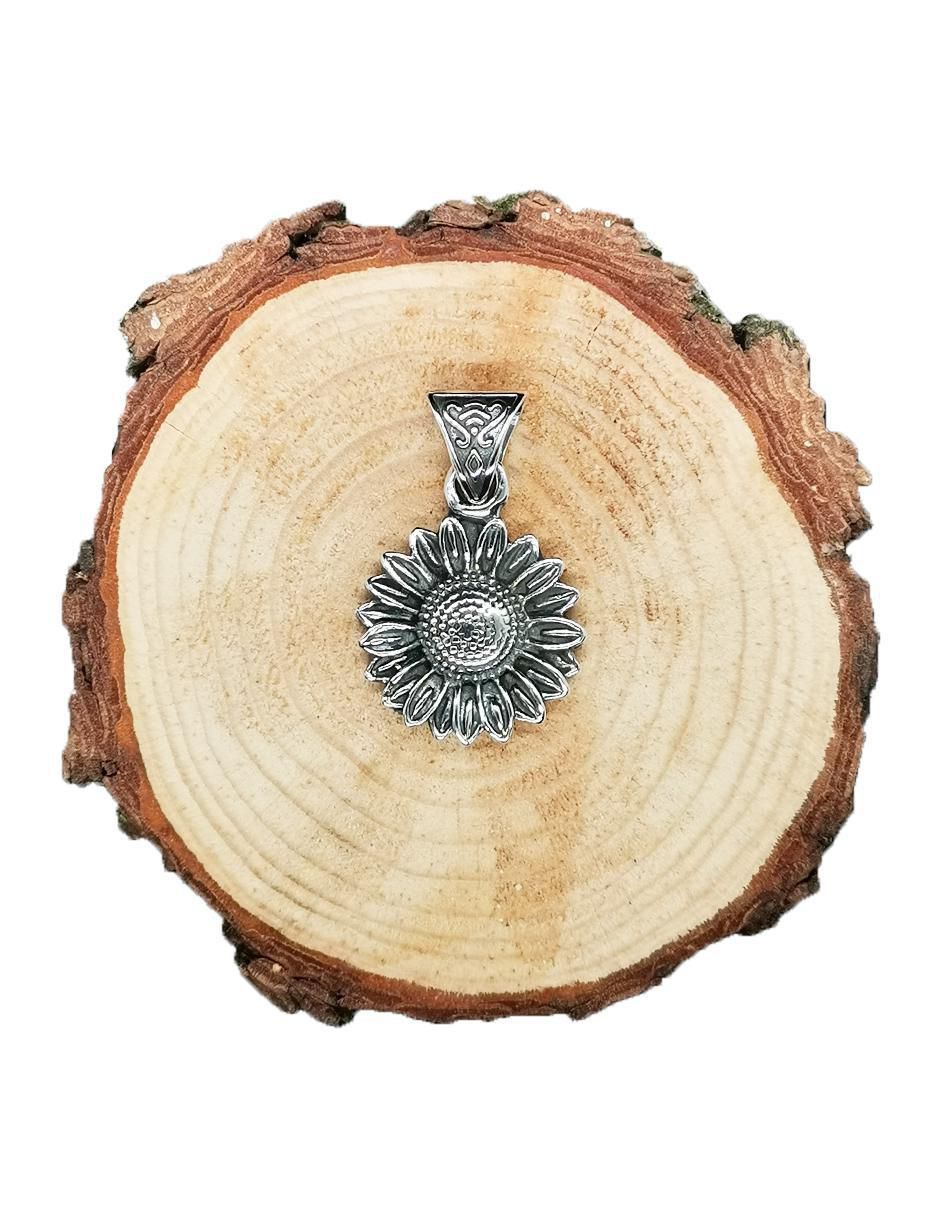 Dije de planta de plata 3