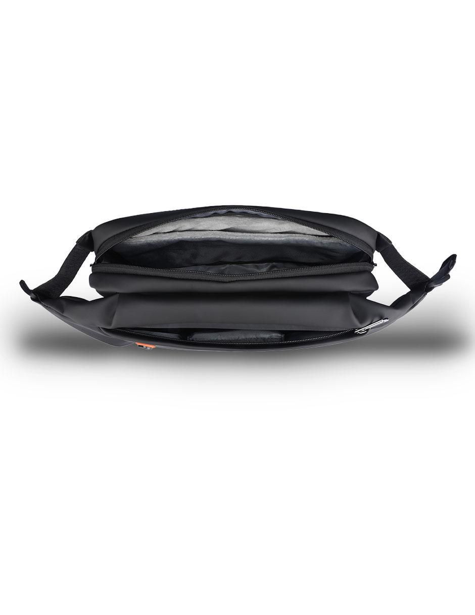 Mochila bandolera para hombre 4