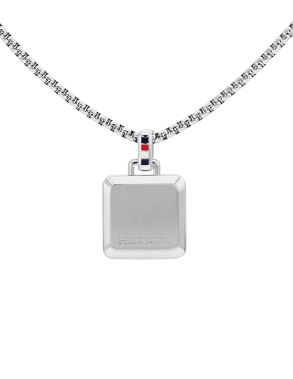 Collar cuadrado
