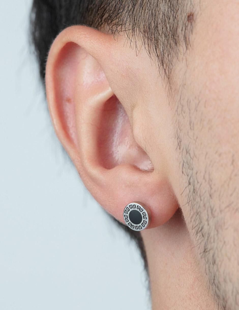 Aretes redondos Men con acabado brillante 4