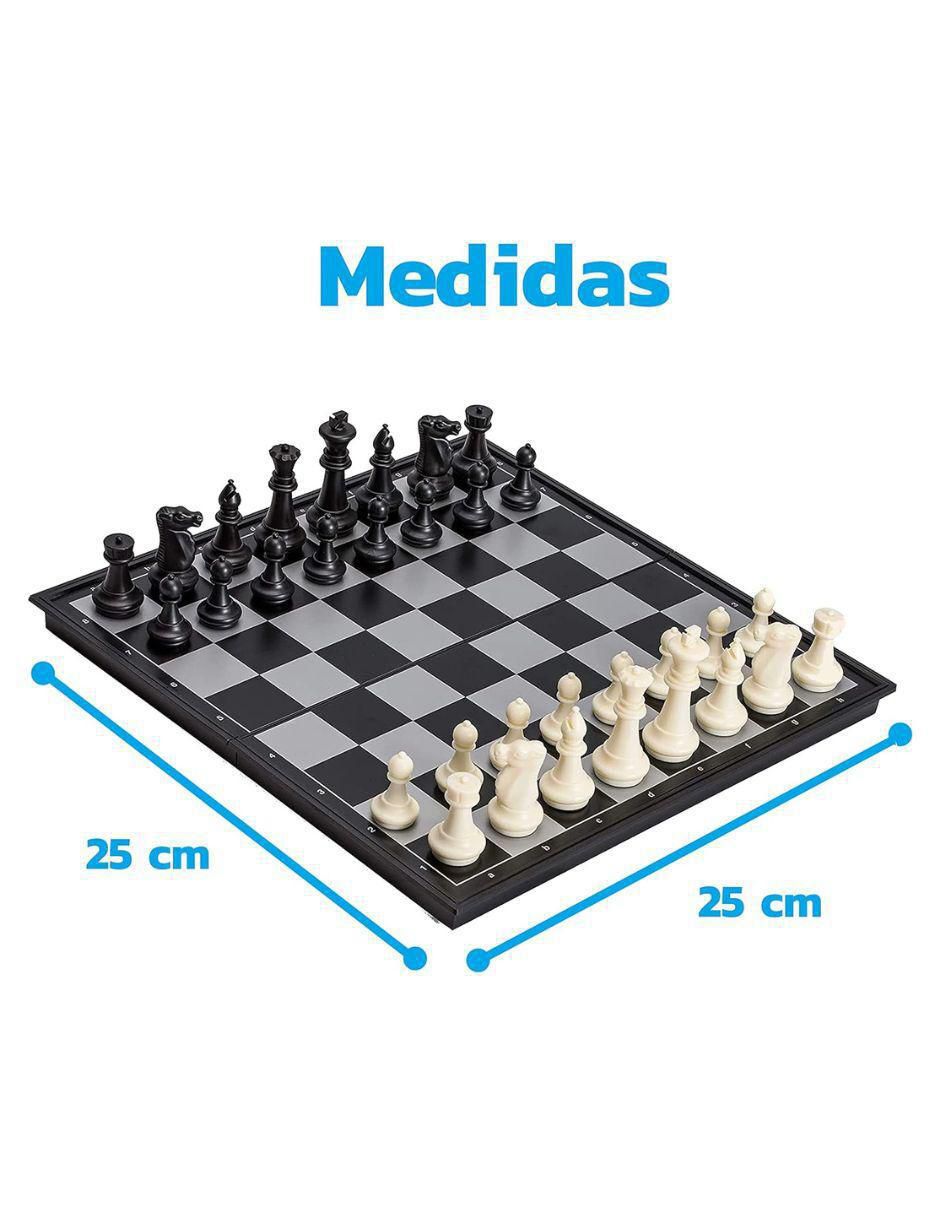 Ajedrez de plástico 7
