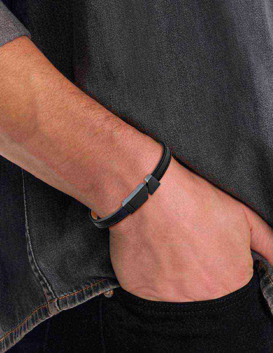 Brazalete Electric con acabado brillante 3