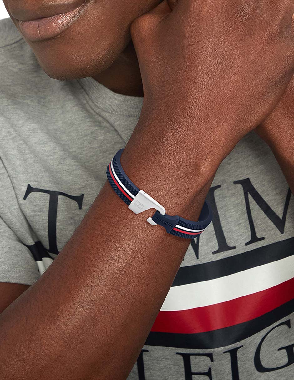 Brazalete Clark con acabado mate 2