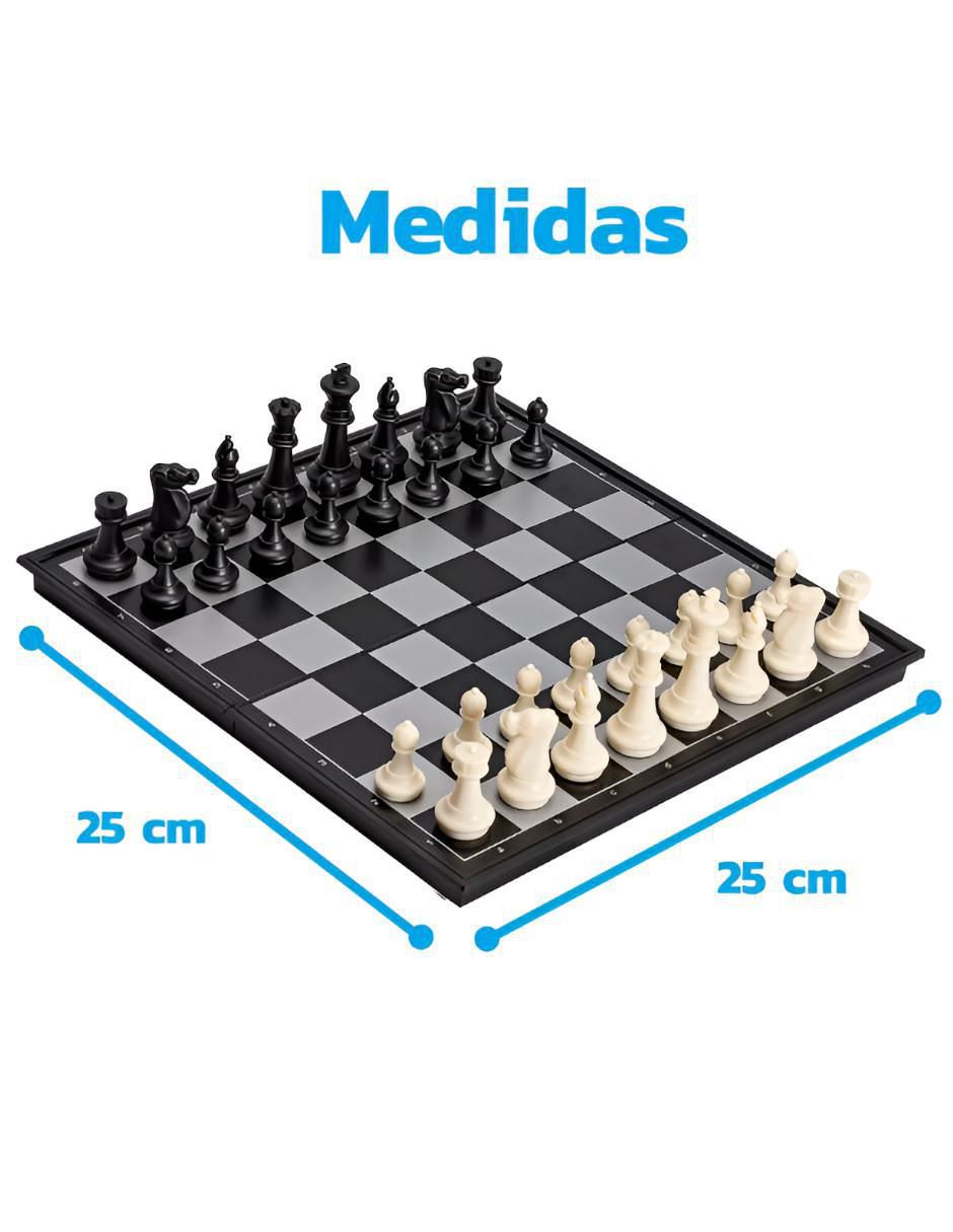 Ajedrez de plástico 6