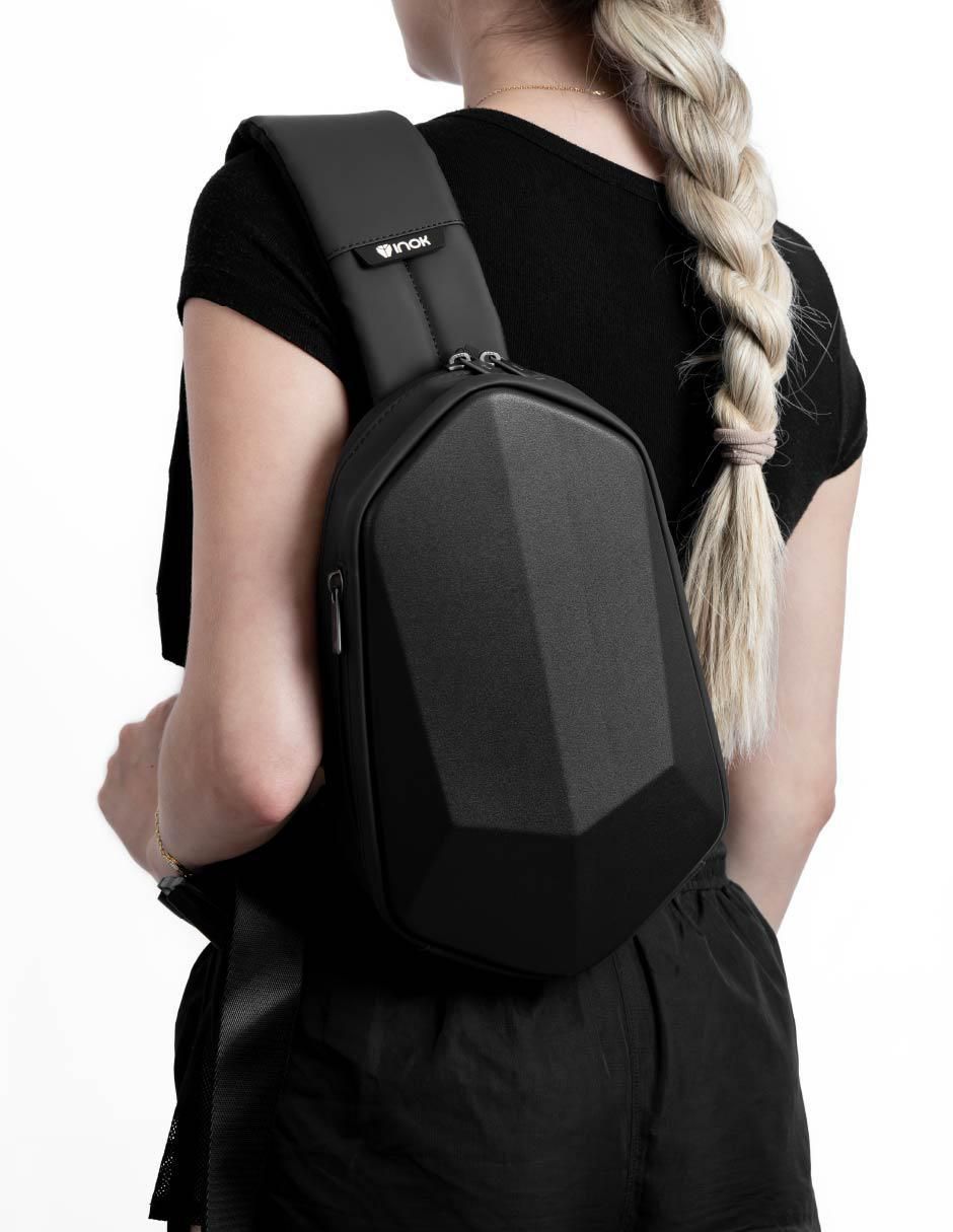 Mochila bandolera impermeable unisex 6