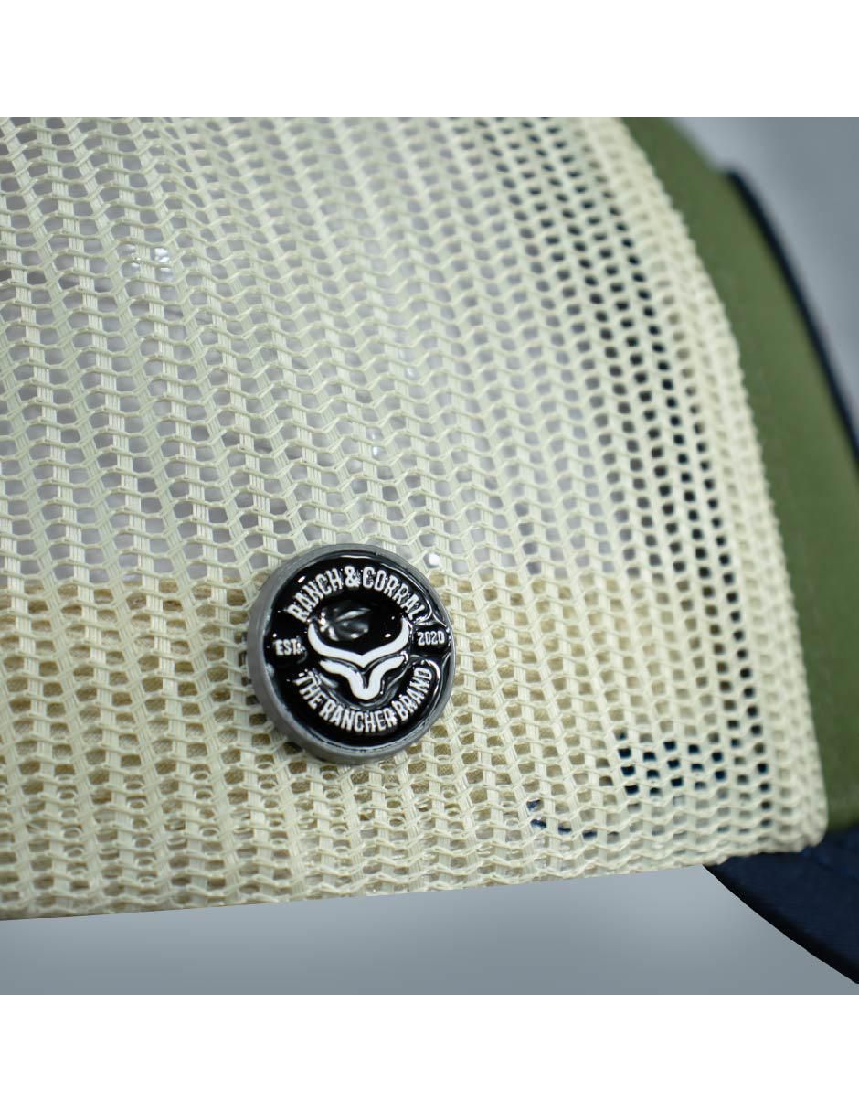 Gorra visera semicurva broche unisex 6