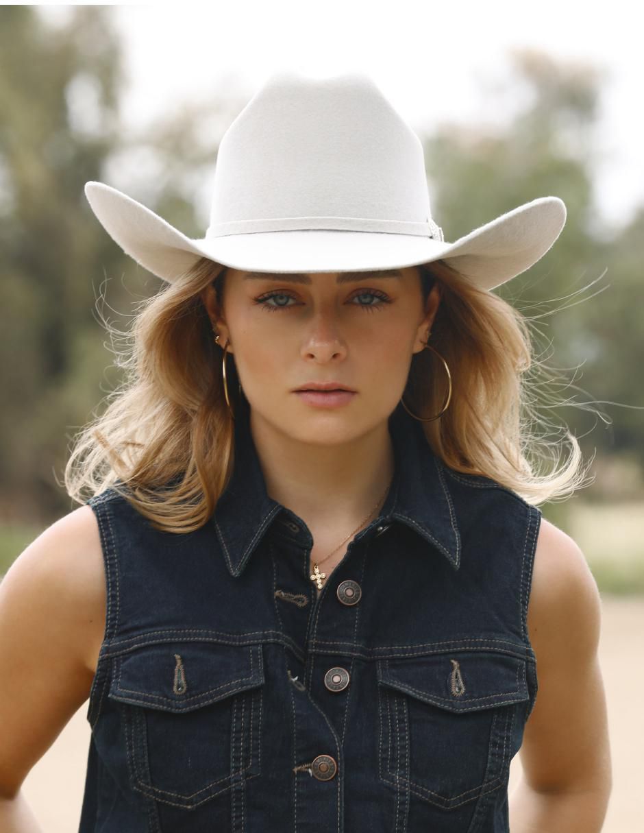Sombrero 6