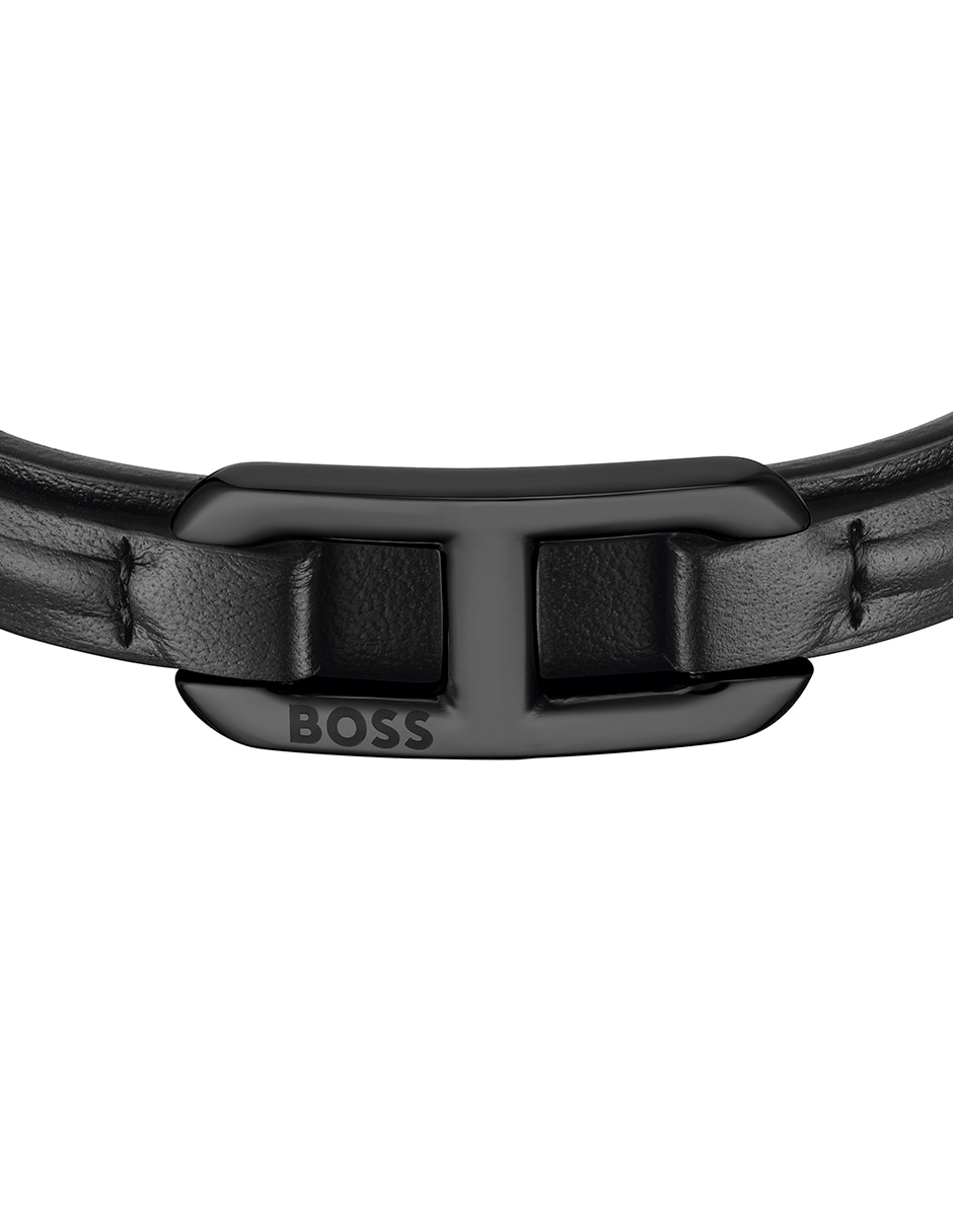 Brazalete Kode con acabado mate 3