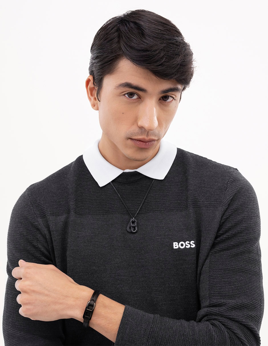 Brazalete Kode con acabado mate 4