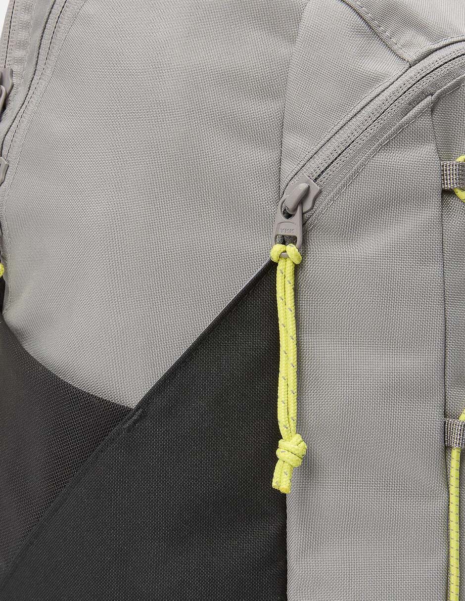 Mochila casual para hombre 2