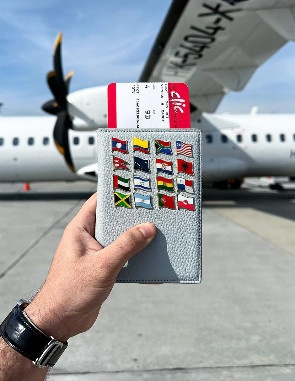 Porta pasaporte 2