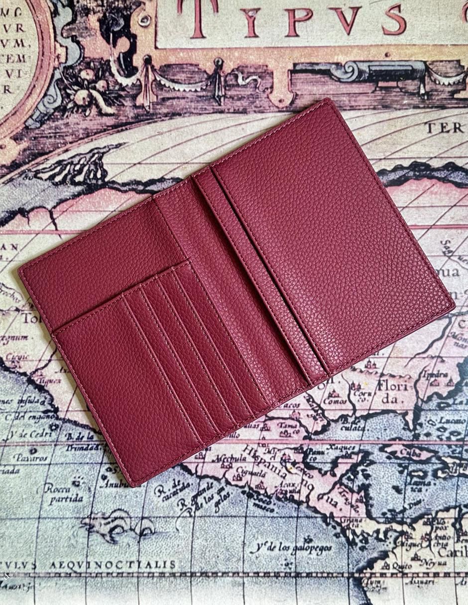 Porta pasaporte 4