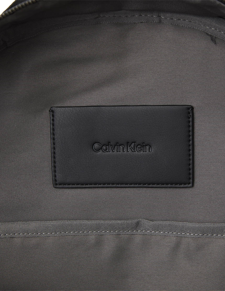 Mochila casual para hombre 4